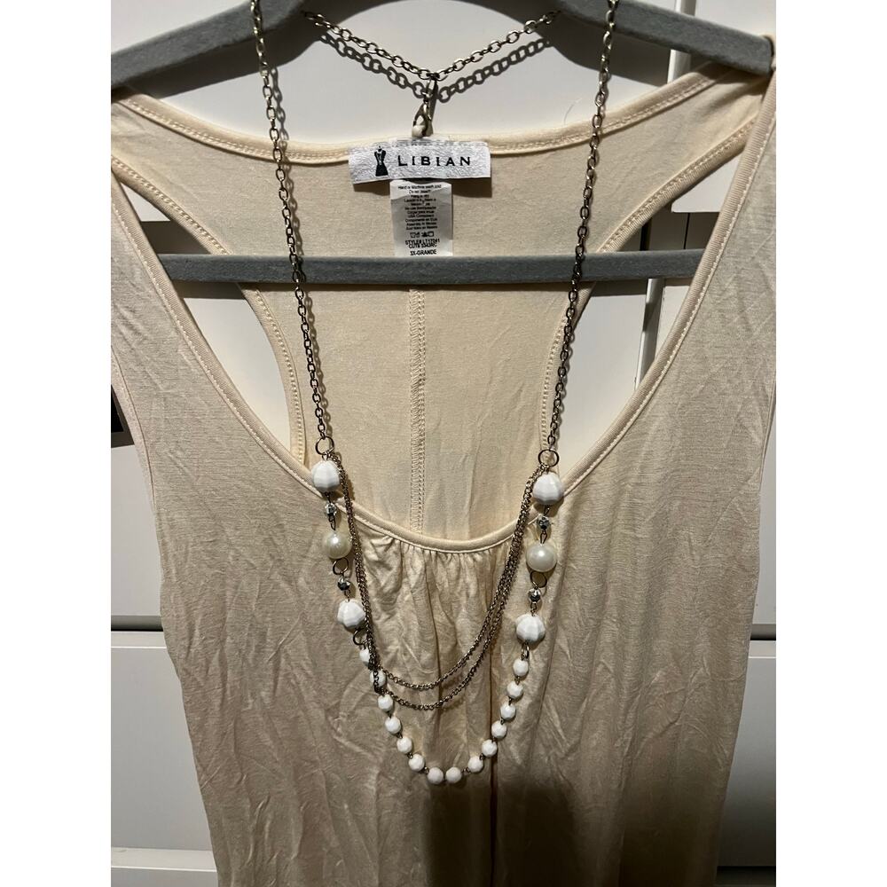 cream-colored tank top racerback
 and scoop neckline the brand Libian size 3xl - Picture 3 of 7